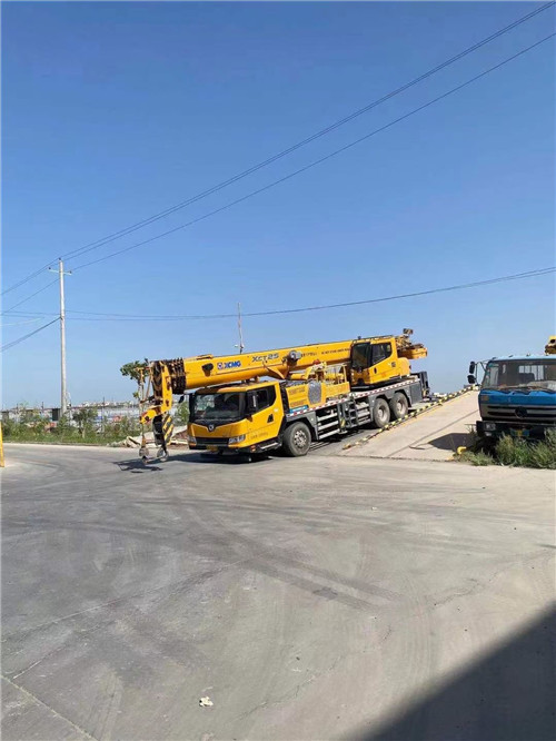 安岳县吊车作业时，可能会产生哪些额外收费项目？